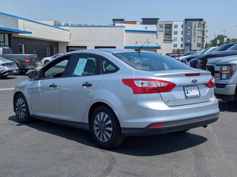 Used 2012 Ford Focus S FWD image 7