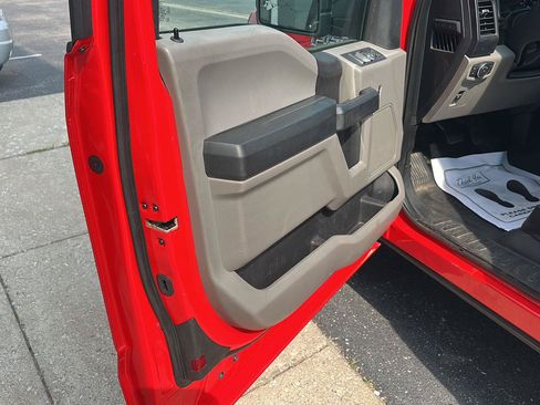 Used 2019 Ford F150 XL w/ Equipment Group 101A Mid AWD/4WD image 14