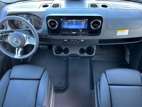 New 2026 Mercedes-Benz Sprinter 2500 image 12