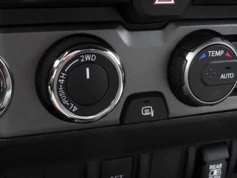 Used 2023 Toyota Tacoma TRD Sport AWD/4WD image 26