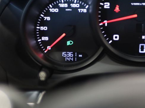 Used 2015 Porsche Cayman RWD image 21