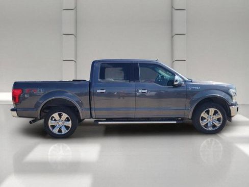 Used 2019 Ford F150 Lariat w/ Equipment Group 502A Luxury AWD/4WD image 4