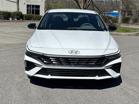 New 2026 Hyundai Elantra Sport image 2