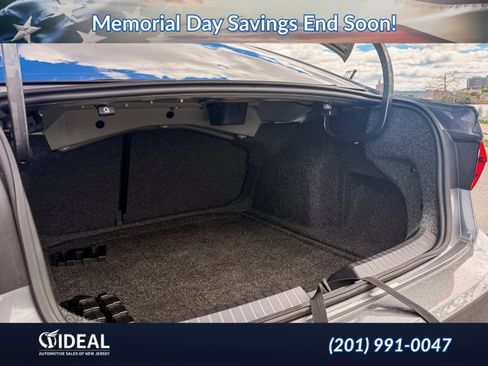 Used 2019 Volkswagen Jetta SE w/ Cold Weather Package FWD image 30