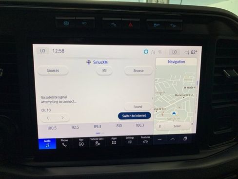 Used 2024 Ford F350 Platinum w/ FX4 Off-Road Package image 15