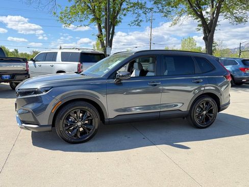 Certified 2026 Honda CR-V Sport Touring image 9