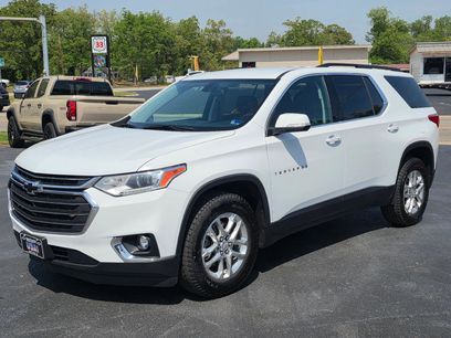 Used 2021 Chevrolet Traverse LT