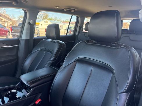 Used 2022 Jeep Grand Cherokee L Limited image 18