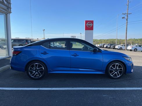 Certified 2024 Nissan Sentra SR FWD image 21
