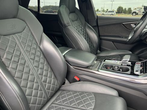 Used 2023 Audi SQ8 Prestige w/ Prestige Package AWD/4WD image 35