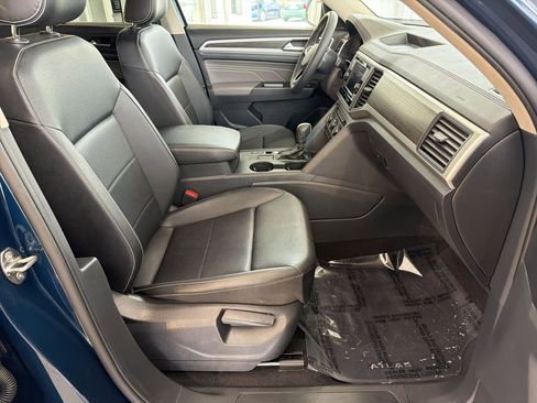 Used 2023 Volkswagen Atlas SE image 29