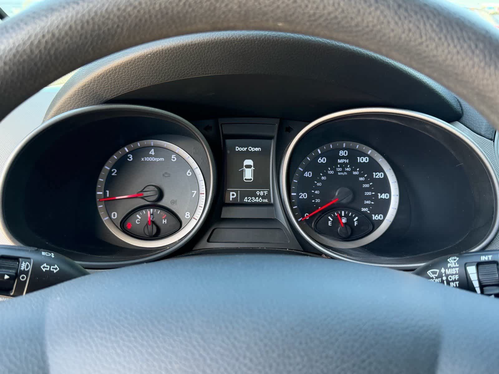 Used 2015 Hyundai Santa Fe Sport w/ Option Group 02 FWD image 11