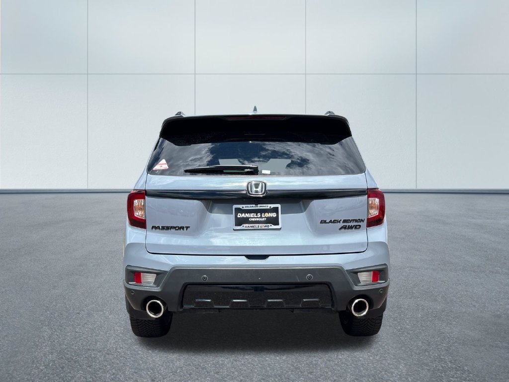 Used 2024 Honda Passport Black Edition image 4