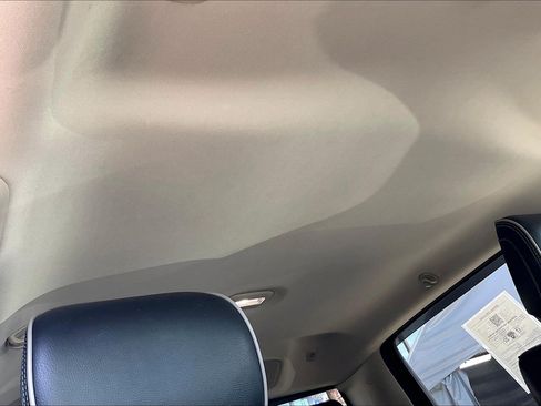 Used 2020 RAM 1500 Laramie AWD/4WD image 9