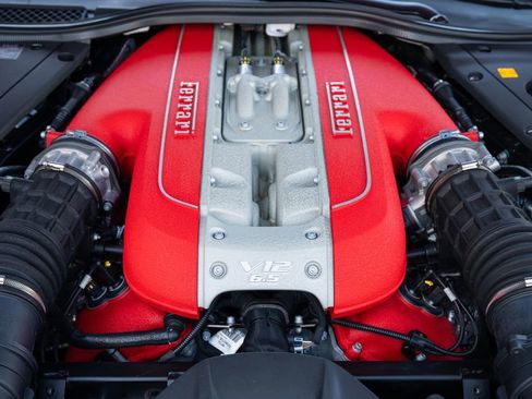 Certified 2020 Ferrari 812 Superfast image 12