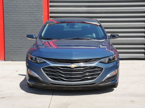 Used 2024 Chevrolet Malibu LS FWD image 2