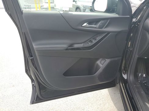 New 2026 Chevrolet Equinox LT w/ Convenience Package II FWD image 19