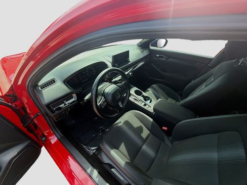 Certified 2025 Honda Civic Sport image 9