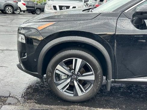 Used 2023 Nissan Rogue SL w/ SL Premium Package image 7