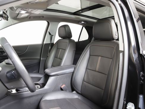 Used 2022 Chevrolet Equinox Premier image 25