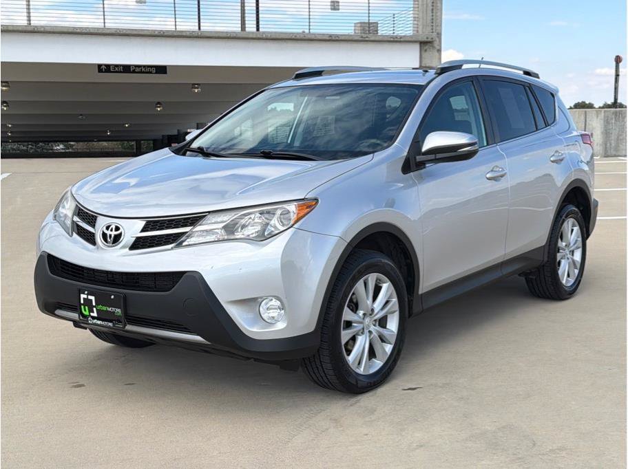Used 2015 Toyota RAV4 Limited AWD/4WD image 3