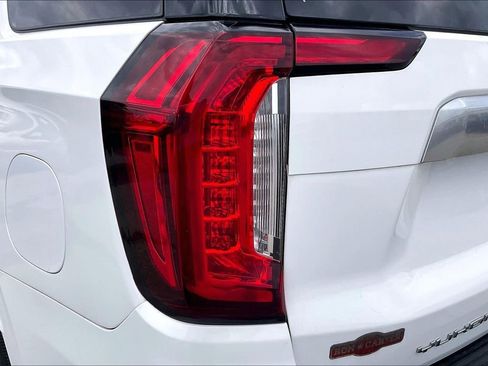 Used 2021 GMC Yukon Denali w/ Advanced Technology Package AWD/4WD image 20