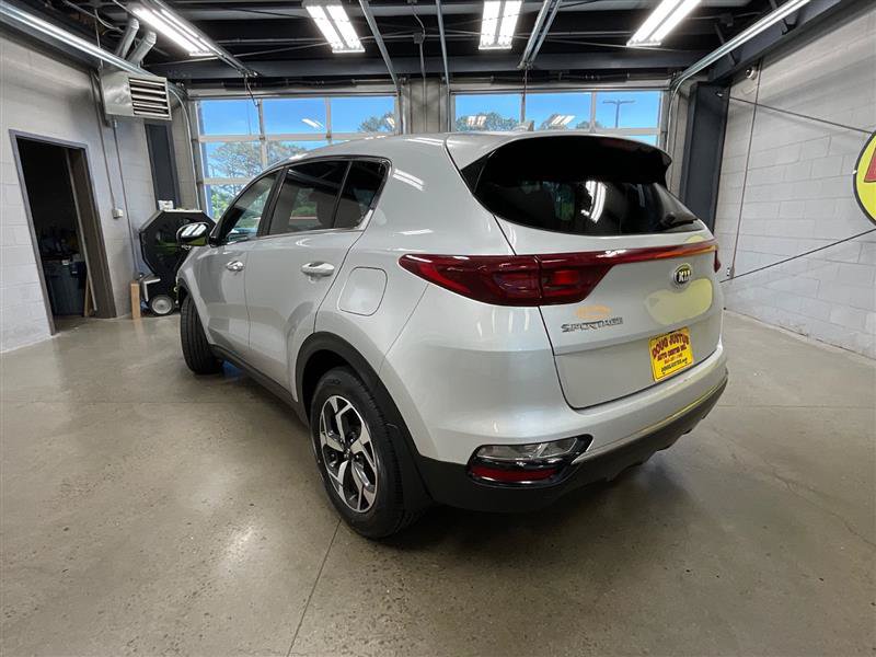 Used 2020 Kia Sportage LX FWD image 3