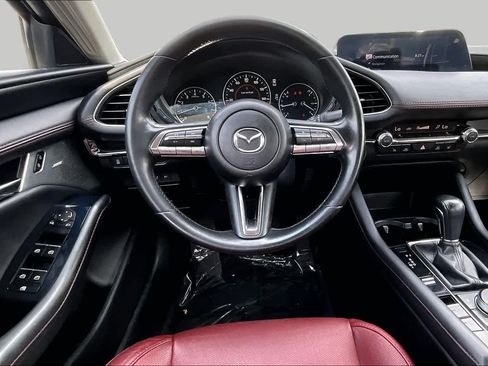 Used 2023 MAZDA MAZDA3 s FWD image 6