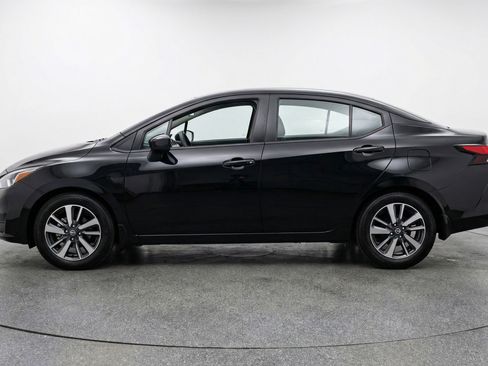 Used 2025 Nissan Versa SV FWD image 5