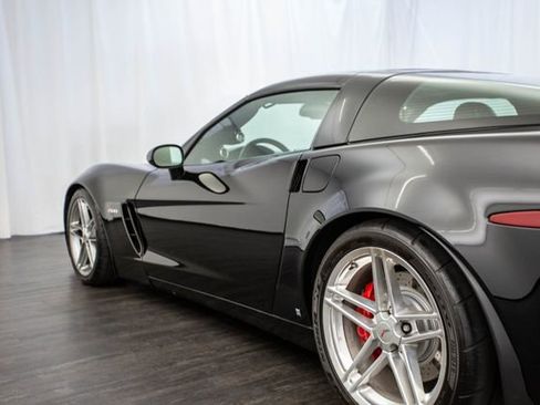 Used 2006 Chevrolet Corvette Z06 w/ Preferred Equipment Group image 26