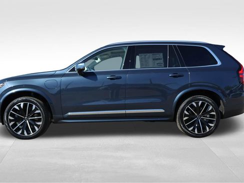 New 2026 Volvo XC90 T8 Ultra w/ Protection Package Premier AWD/4WD image 8