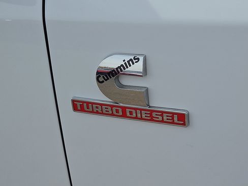 Used 2024 RAM 2500 Big Horn w/ Off Road Package AWD/4WD image 7