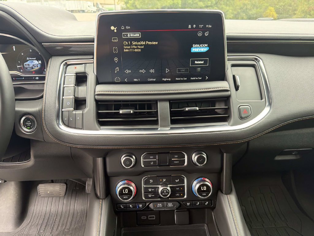 Used 2024 GMC Yukon XL AT4 w/ AT4 Premium Plus Package AWD/4WD image 31
