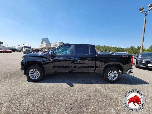 Used 2024 Chevrolet Silverado 1500 LT image 3