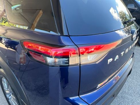 Certified 2024 Nissan Pathfinder SV AWD/4WD image 33
