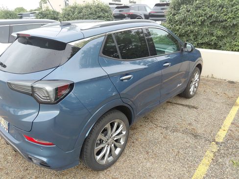 Used 2026 Buick Encore GX Avenir w/ Avenir Technology Package AWD/4WD image 4