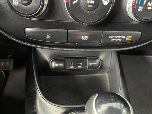 Used 2014 Kia Soul image 29