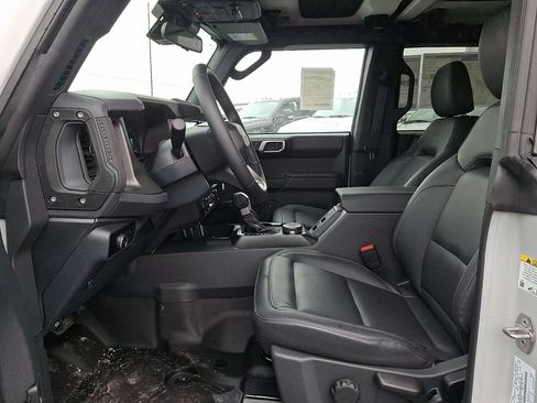 New 2026 Ford Bronco Badlands AWD/4WD image 9