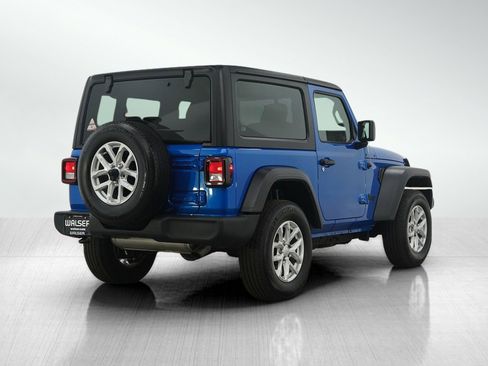 Used 2023 Jeep Wrangler Sport S image 5