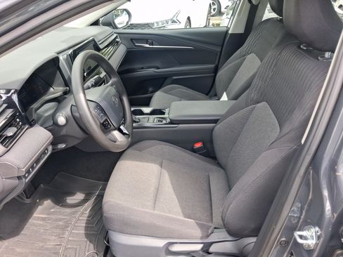 Used 2026 Toyota Camry LE FWD image 12