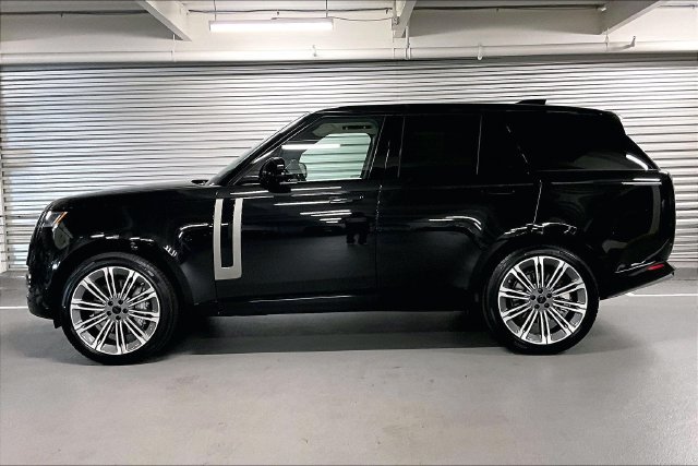 New 2026 Land Rover Range Rover SE AWD/4WD image 3