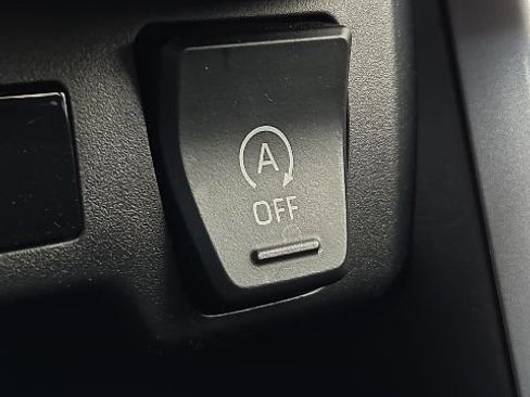 Used 2025 Toyota RAV4 XLE w/ Convenience Package AWD/4WD image 32