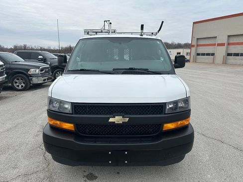 Used 2019 Chevrolet Express 2500 RWD 2500 135" w/ Communications Package image 8