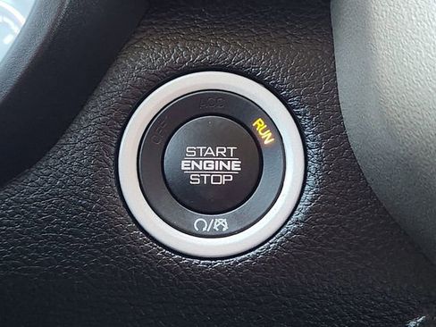 Used 2022 RAM 1500 Laramie image 24