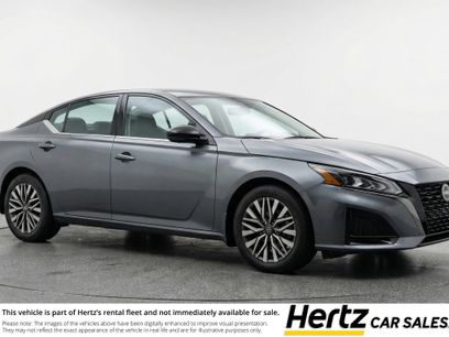 Used 2025 Nissan Altima 2.5 SV