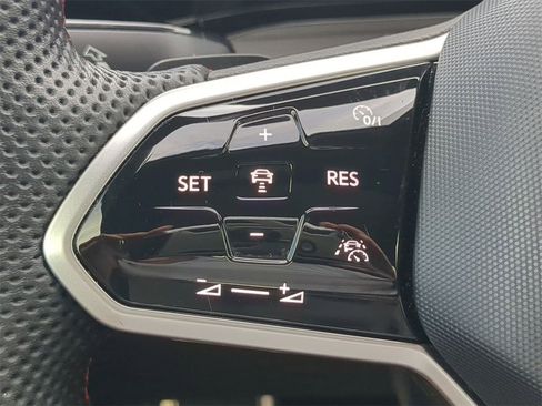 Used 2023 Volkswagen GTI Autobahn image 26