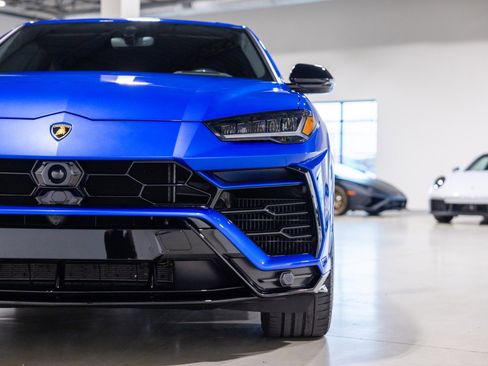 Used 2022 Lamborghini Urus image 20