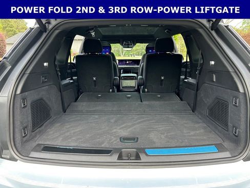 Used 2025 Cadillac Escalade IQ Sport 1 w/ Smart Trailering package AWD/4WD image 18