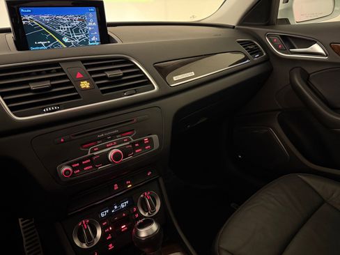 Used 2015 Audi Q3 2.0T Prestige w/ Prestige Package image 23