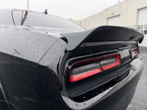 Used 2019 Dodge Challenger SRT Hellcat Redeye image 4